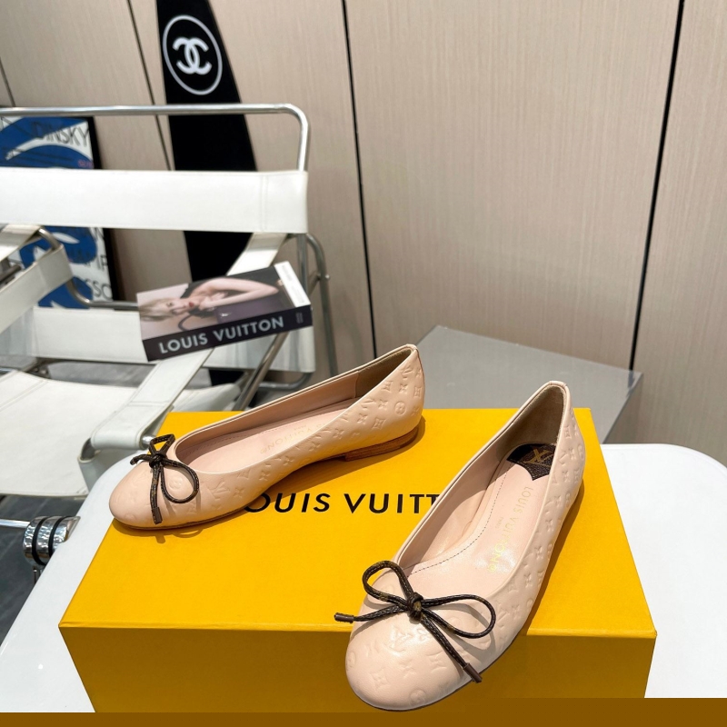 LV flat shoes